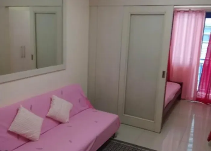 10th Floor Staycation Homestay